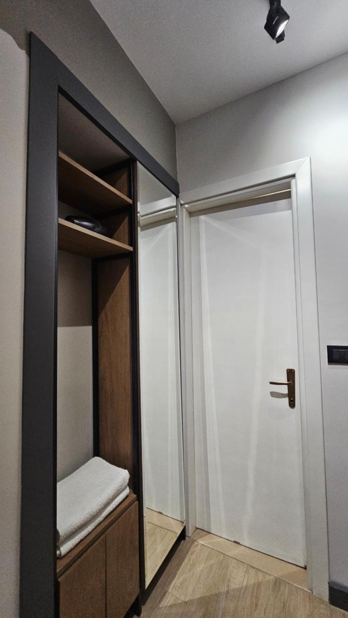 Tam Serviced Studio Apartments Next To Blloku Tirana Exterior photo
